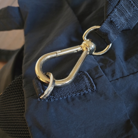 Lululemon On My Level 2.0 Water Repellent 30L Black Gold Gym Yoga Tote Bag - Picture 14 of 16